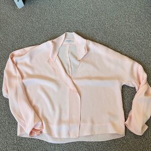 Aritzia Babaton blouse size small